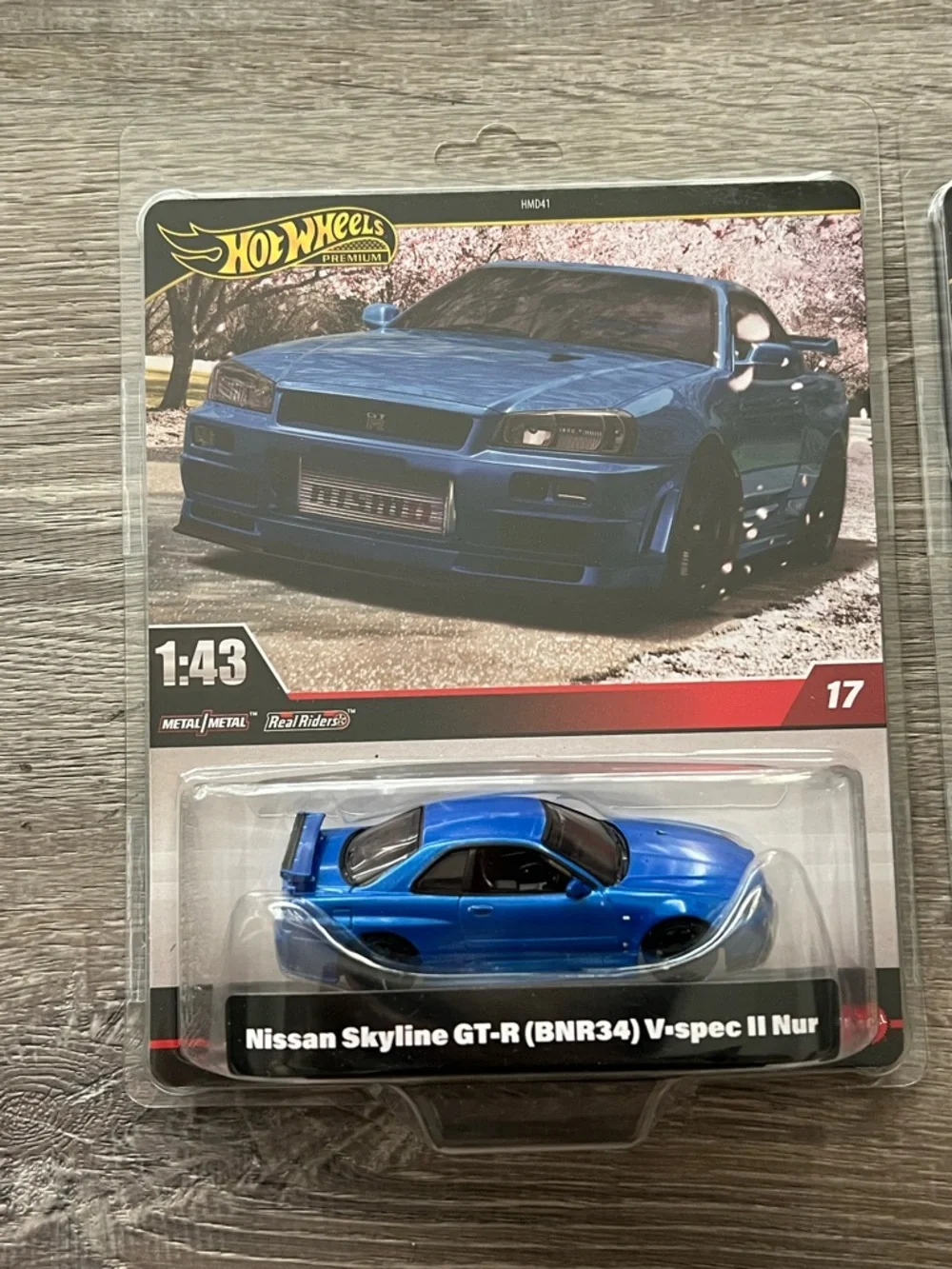 Hot Wheels Premium Nismo GT-R LM Nissan Skyline GT-R 1:43 Metal Die-Cast Car Lot